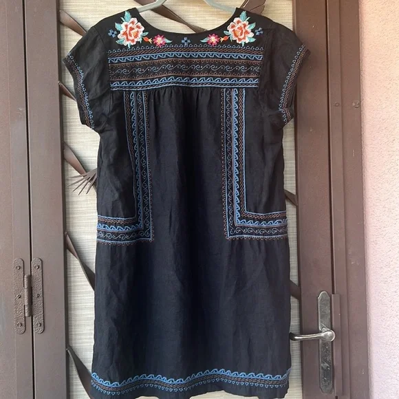 🌺 Johnny Was Boho Floral Embroidered Short Sleeve Linen Mini Dress 🌺 - Picture 3 of 13